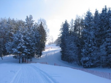 Tehvandil avatud 1,7 km kunstlumest suusarada