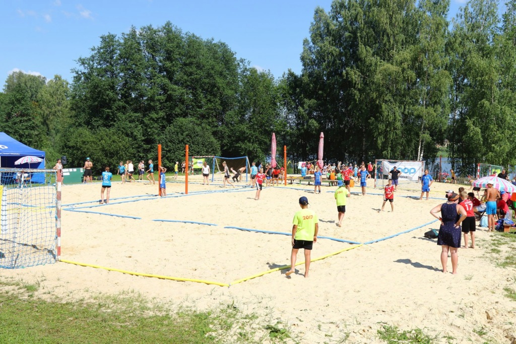 JUBA SEL LAUPÄEVAL I Algavad rekordilise osavõtjaskonnaga rannakäsipalli meistrivõistlused